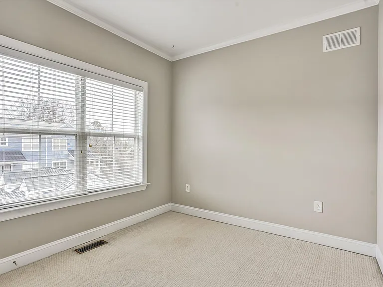 324 Carlyle Park Dr #1 — Photo 17