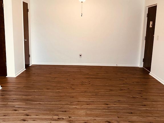 4th image of 421 Tollis Pkwy APT 145B