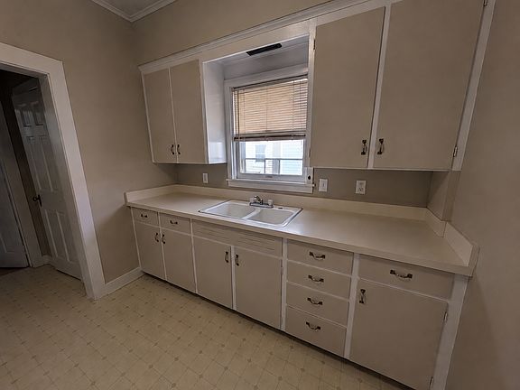 4th image of 31 Central Ave #3
