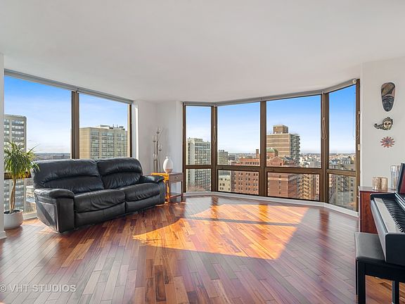 3rd image of 2650 N Lakeview Ave APT 1701