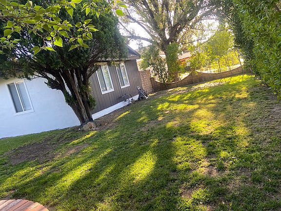 2nd image of 22700 Cantlay St