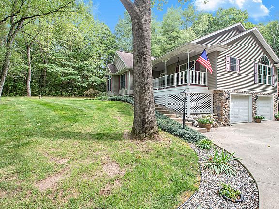 3rd image of 10380 Corey Bluff Rd
