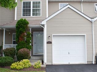 31 Sparrow Ridge Rd, Carmel, NY 10512