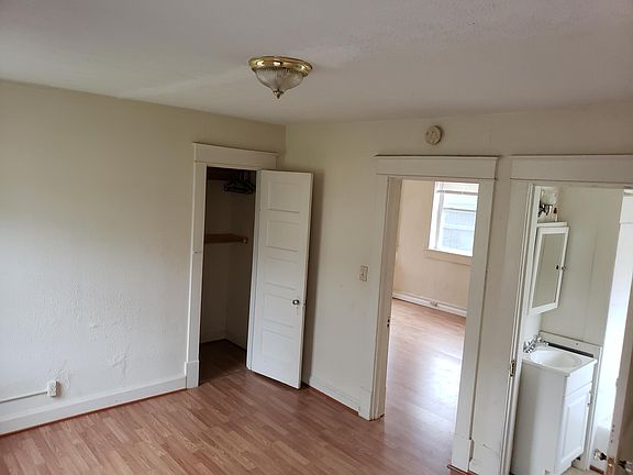 5th image of 503 Hanover St APT 7