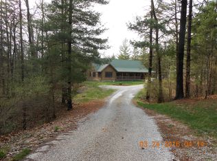 1744 N Oak N, Centerpoint, IN 47840