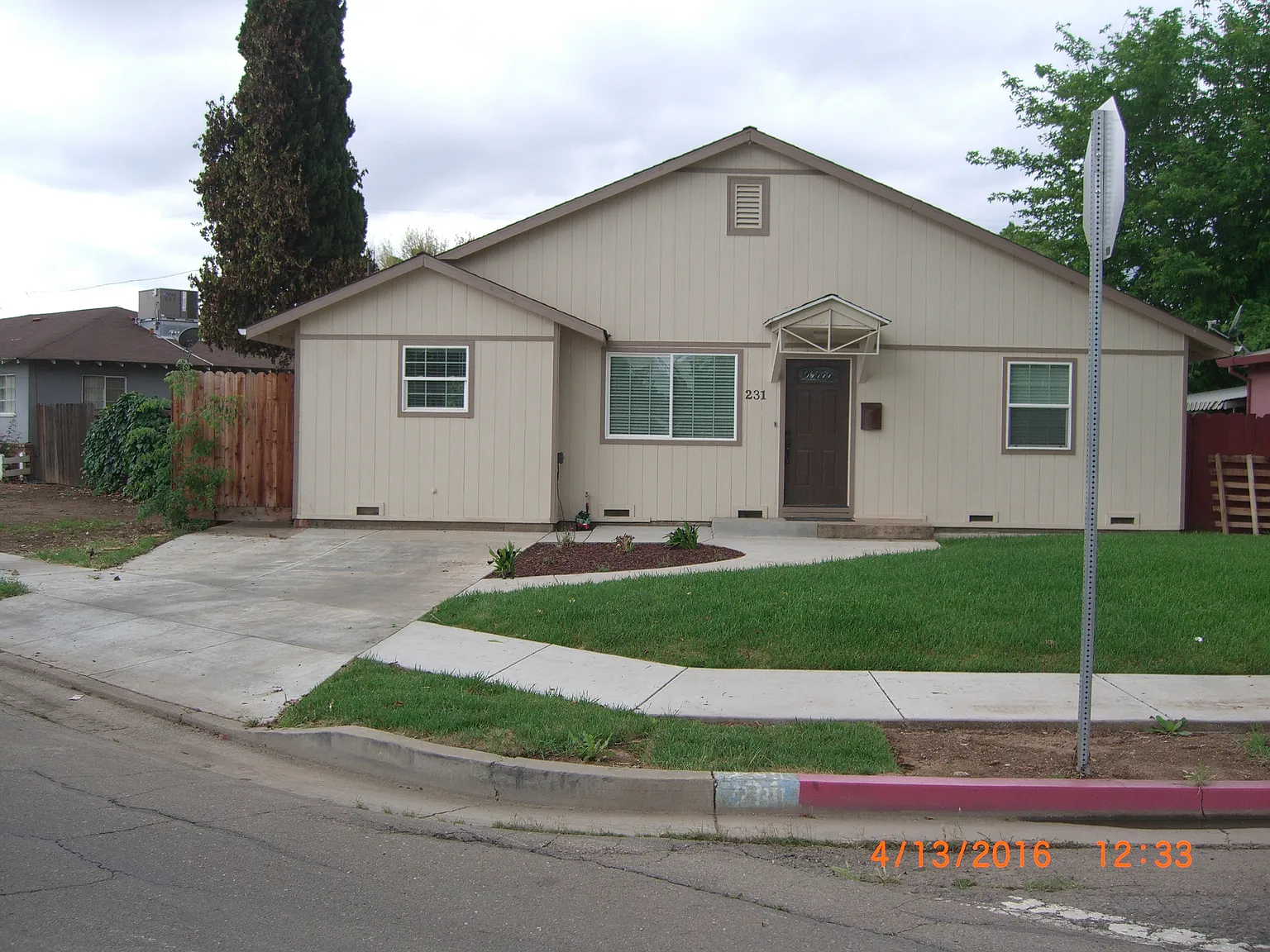 231 S 6th St photo 1