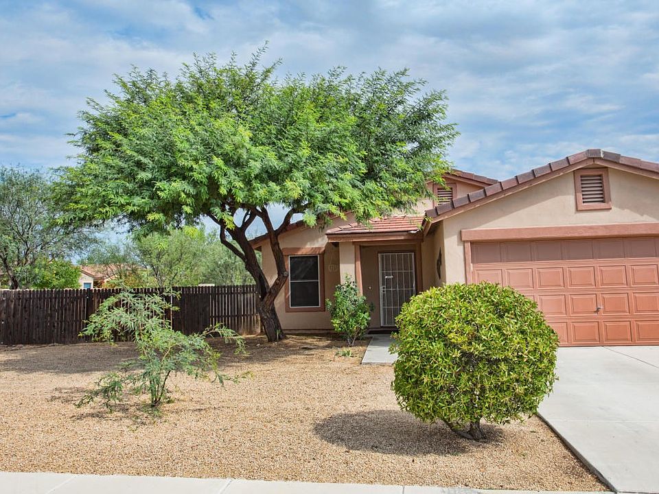 1st image of 253 E Monterey Cypress St