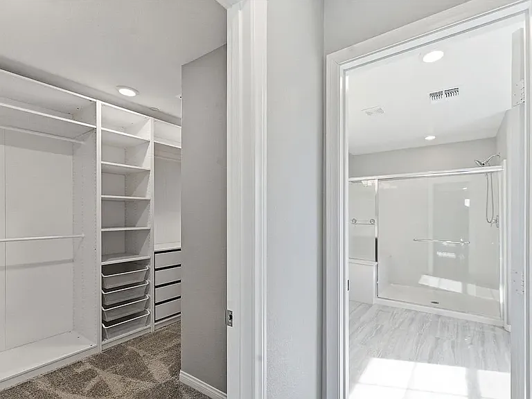 2599 Tolmezzo St — Photo 14