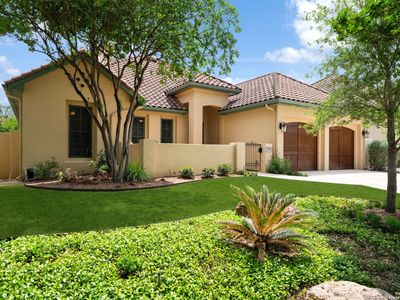 319 Geddington, Shavano Park, TX, 78249