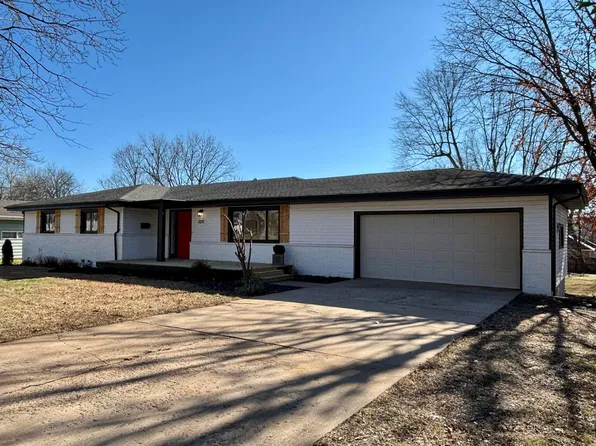 3210 W Glenwood Street, Springfield, MO 65807