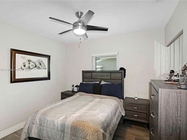 miami-florida-43841149 picture