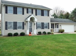 52104 Johnson Rd, Three Rivers, MI 49093