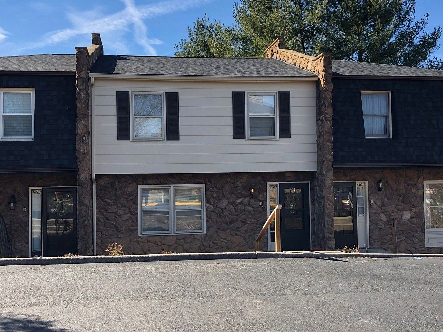 1st image of 3303 Stonehenge Sq