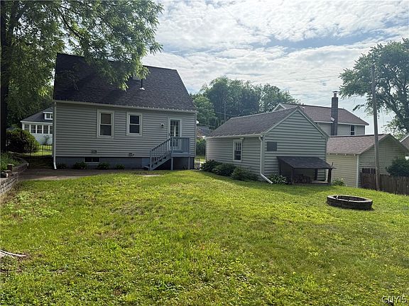 4th image of 5 White St