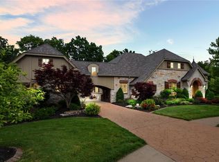 114 Fortress Dr, O'Fallon, IL 62269