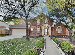 2401 Glenhaven Dr, Corinth, TX 76210