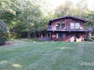 5524 Lakewood Rd, Duluth, MN 55804