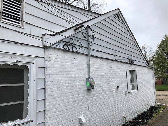 5th image of 27280 Markbarry Ave