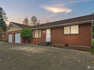 10006 McKinley Ave E, Tacoma, WA 98445