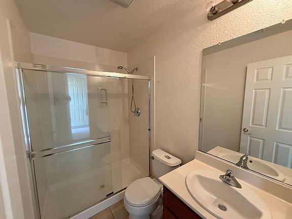 5th image of 3380 Bridgeway Lakes Dr