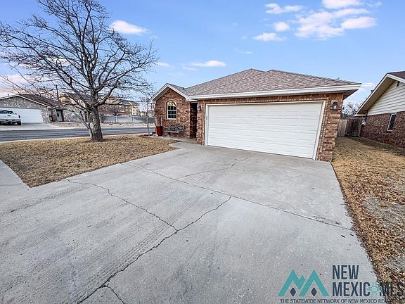 3rd image of 3610 Cordoba Ln