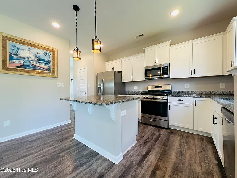 306 Independence Blvd — Photo 10