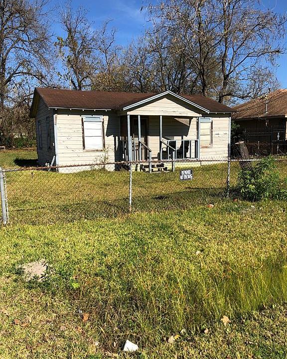 1st image of 7517 Bywood St