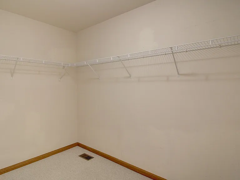 238 S Alder Creek Dr — Photo 13