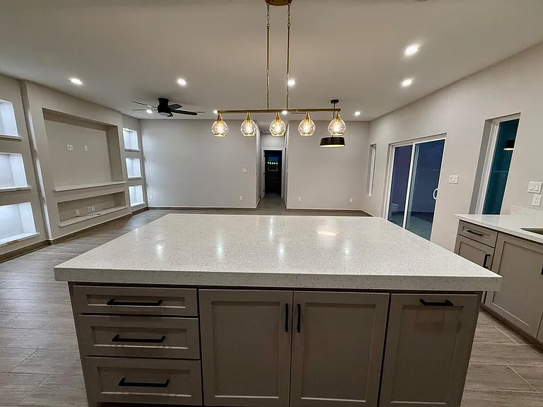 317 Avenida Del Sol #A — Photo 2