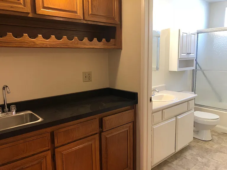 17178 Chatsworth St #2 — Photo 5
