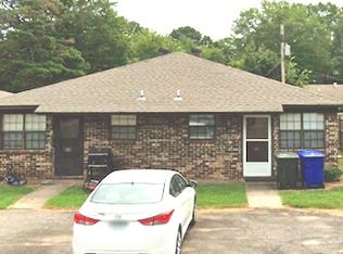428 Helen St #428, Conway, AR 72034