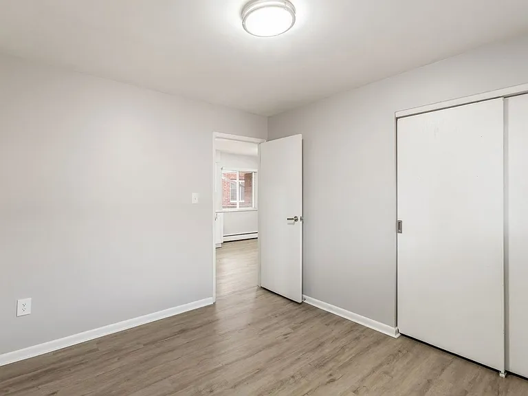 639 Riverview Dr #8 — Photo 13