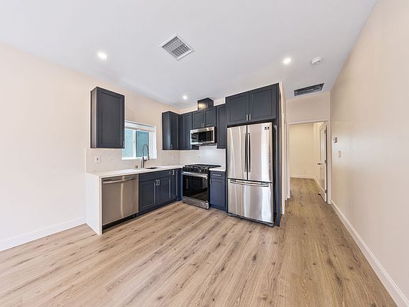4th image of 1431 Silver Lake Blvd #1431