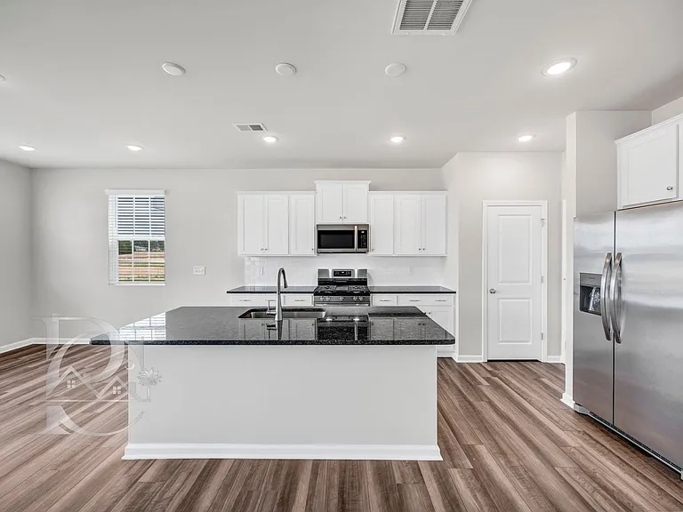 519 Marcus Way — Photo 12