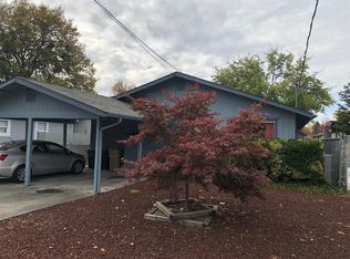 926 SW Oak St, Grants Pass, OR 97526
