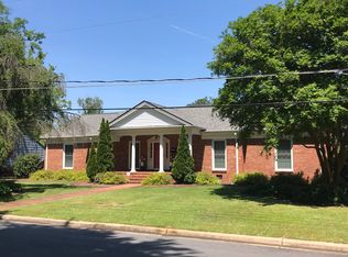 204 W 32nd St, Lumberton, NC 28358