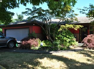 11711 NE Fremont St, Portland, OR