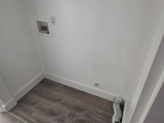 5th image of 5 Yorkshire Rd #5