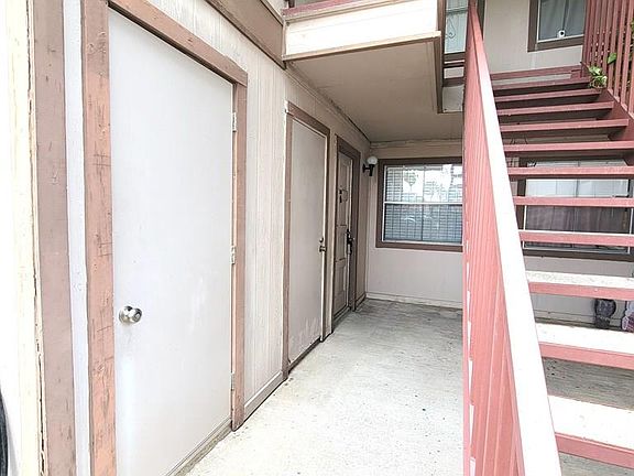 3rd image of 3005 Old Alice Rd APT 700A
