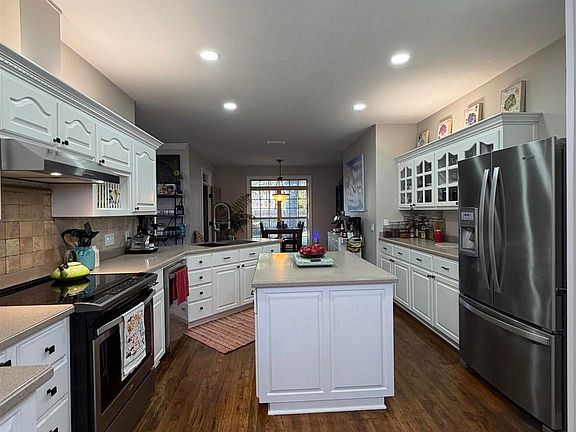 4th image of 4151 Castle Gate Dr
