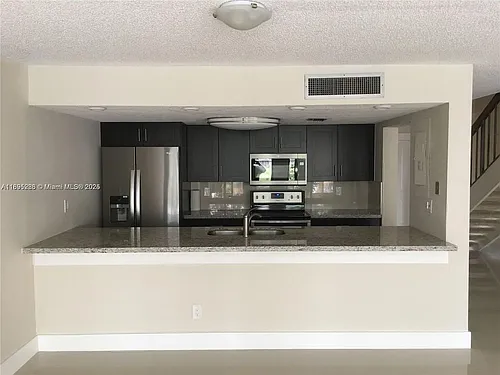 10951 N Lakeview Dr #TOWNHOUSE Photo 1