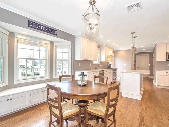 3rd image of 136 Sequams Ln W