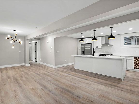 3rd image of 4011 Whitman Ave