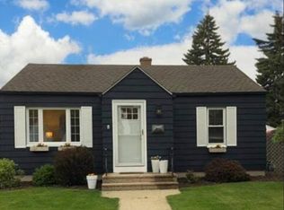 7706 18th Ave, Kenosha, WI 53143