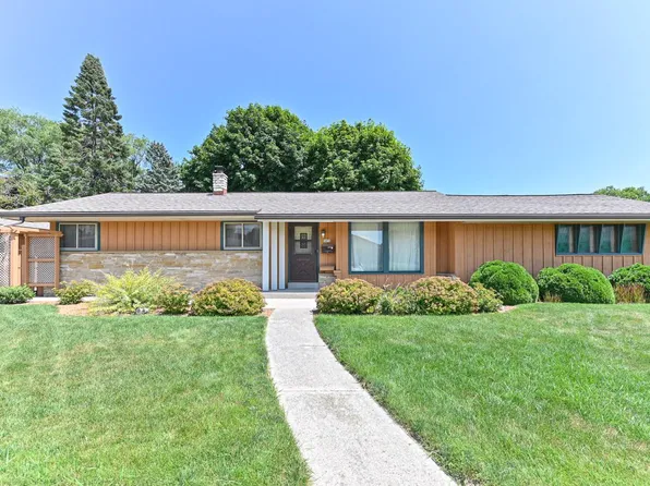 5874 South Trinthammer AVENUE, Cudahy, WI 53110