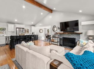 21 Livingstone Ln, Waltham, MA 02453
