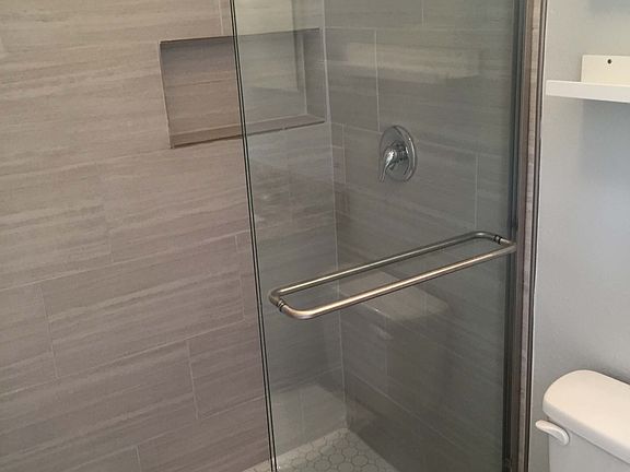 5th image of 1030 Jerome Way