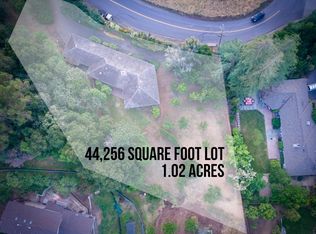 14510 Manuella Rd, Los Altos Hills, CA 94022