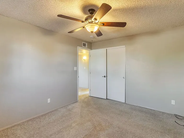 3511 S Alder Dr — Photo 20