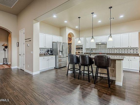 5th image of 32742 N 15TH Glen